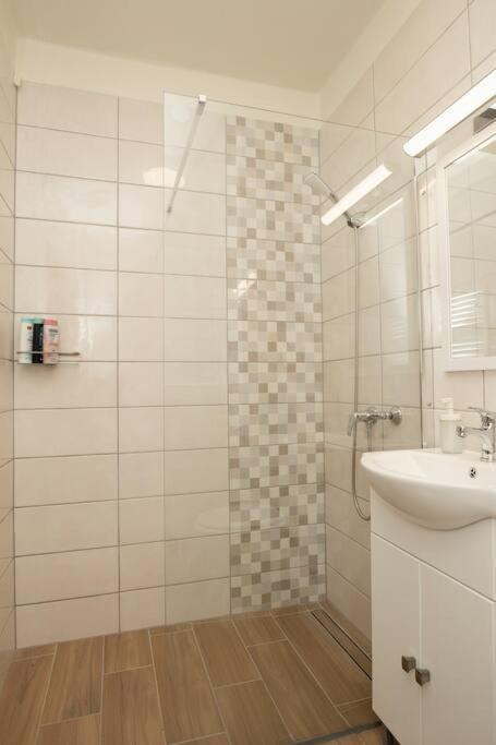 Petofi Family Apartman Debrecen Exterior photo
